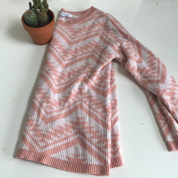 The Rage sweater - Picture 2 of 5